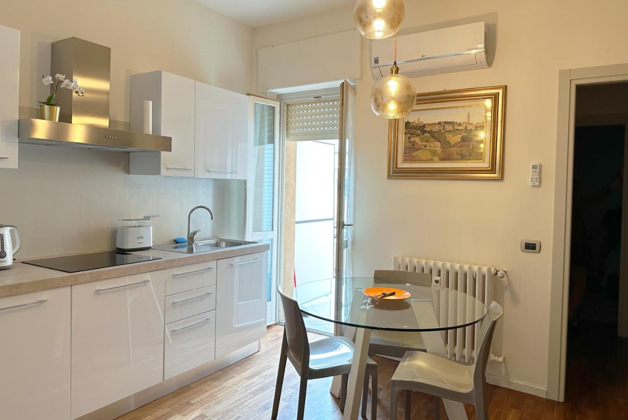 La Casa Di Paola E Betti Apartment อัลบา ภายนอก รูปภาพ